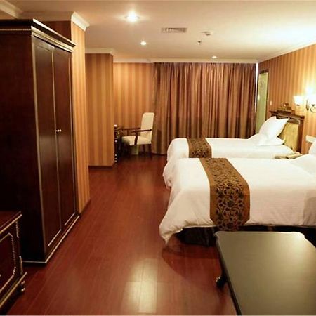 Greentree Inn Guangdong Guangzhou Jichang Road Express Hotel Esterno foto